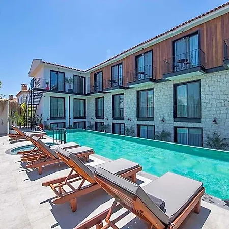 Otel Primus Alacati Adult Only Ciftlikkoyu